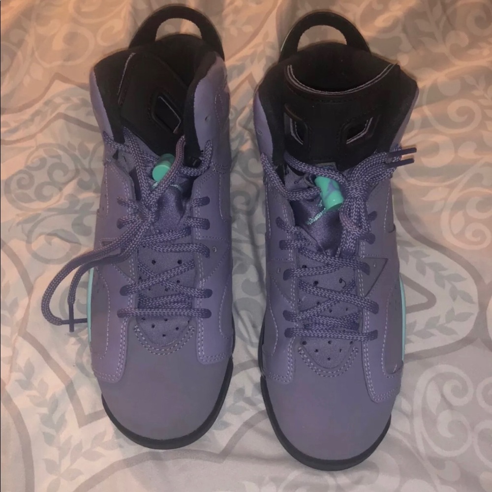 Air Jordan “bleached turquoise” retro 6  (size 6)